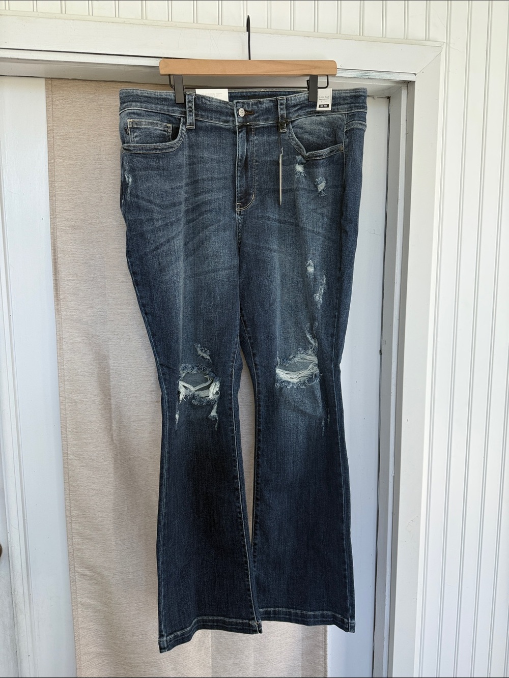 Judy Blue Los Angeles Mid Rise Boot Cut Jeans